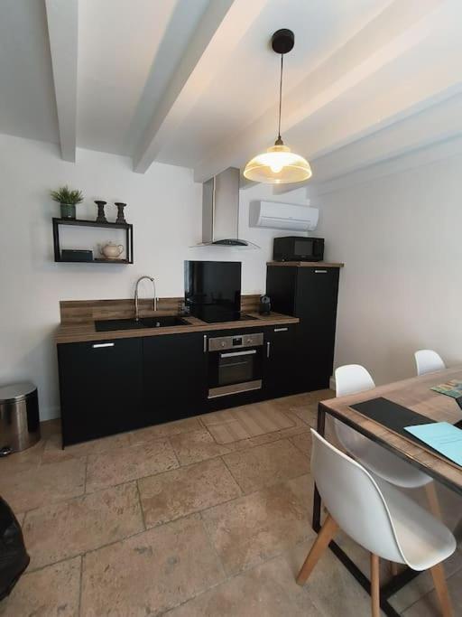 Mon Voisin Van Ghog Arles Centre المظهر الخارجي الصورة